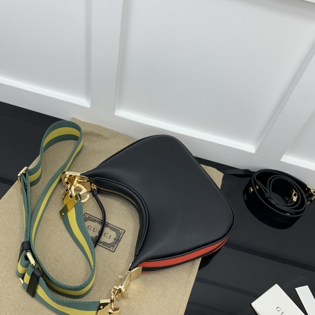 Gucci Hobo Bags